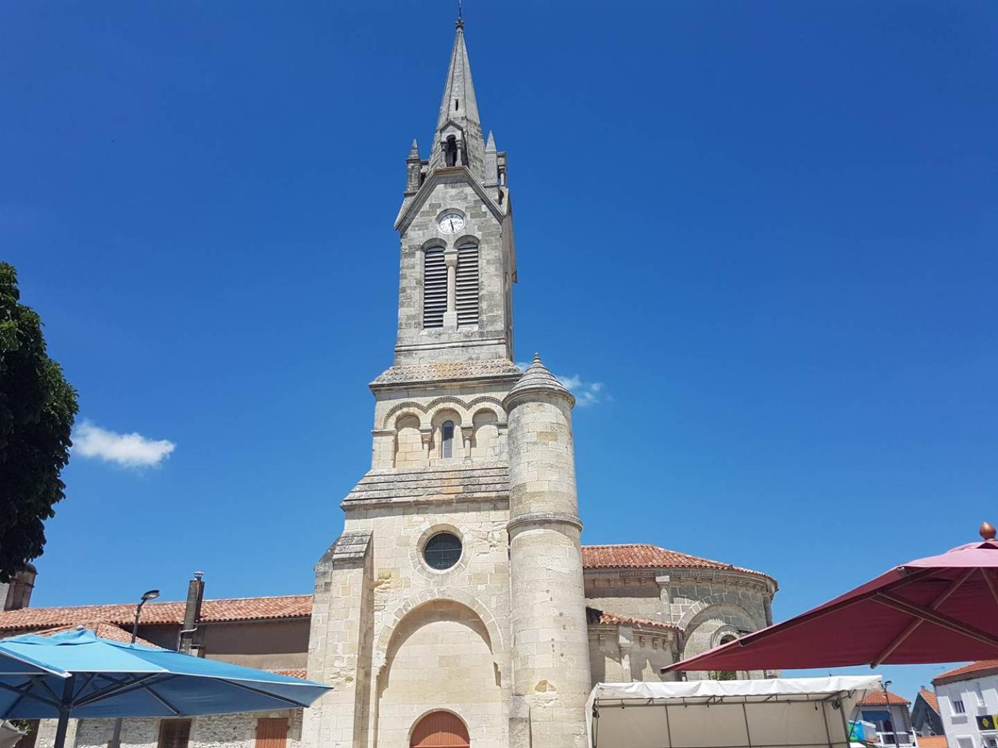 St Georges De Didonne - Agreable Petite Maison Avec Cour - 1 Chambre Сен-Жорж-де-Дидон Экстерьер фото
